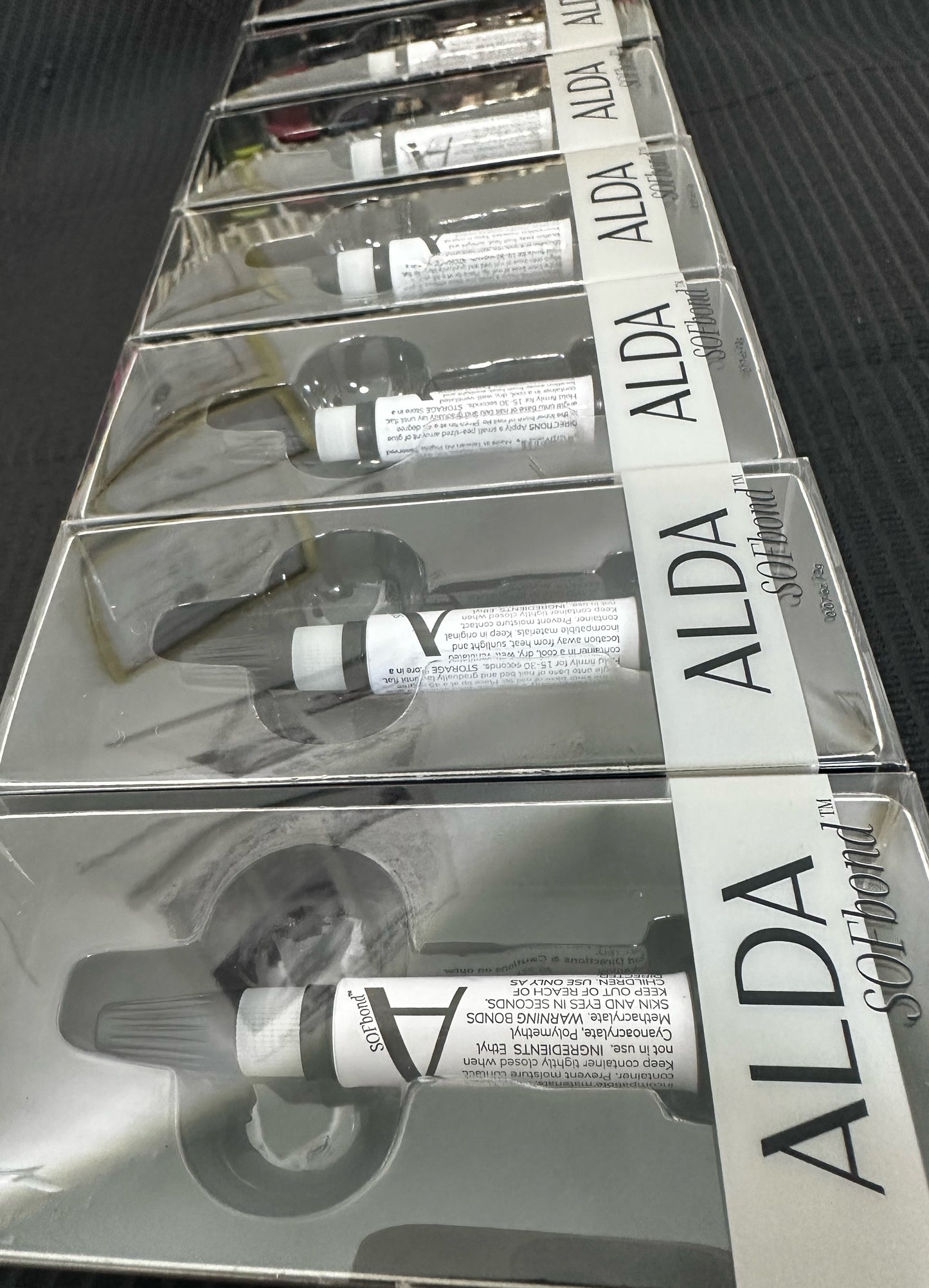 2g Alda SOFbond nail adhesive